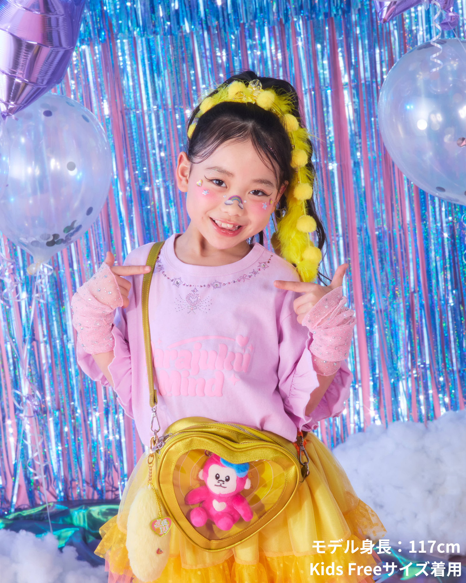 ネックレス風ぷっくりTシャツ