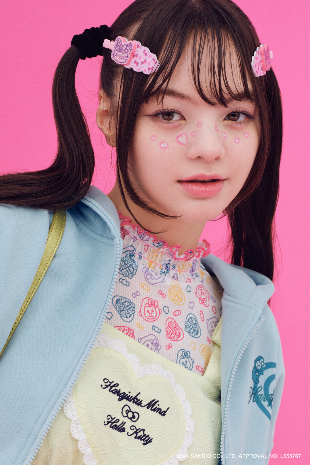 Hello Kitty Sparkling lame decora pin