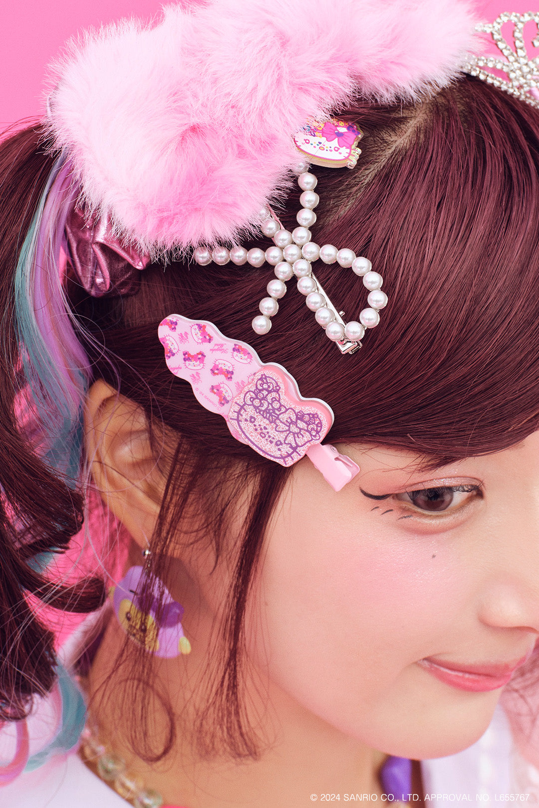 Hello Kitty Sparkling lame decora pin