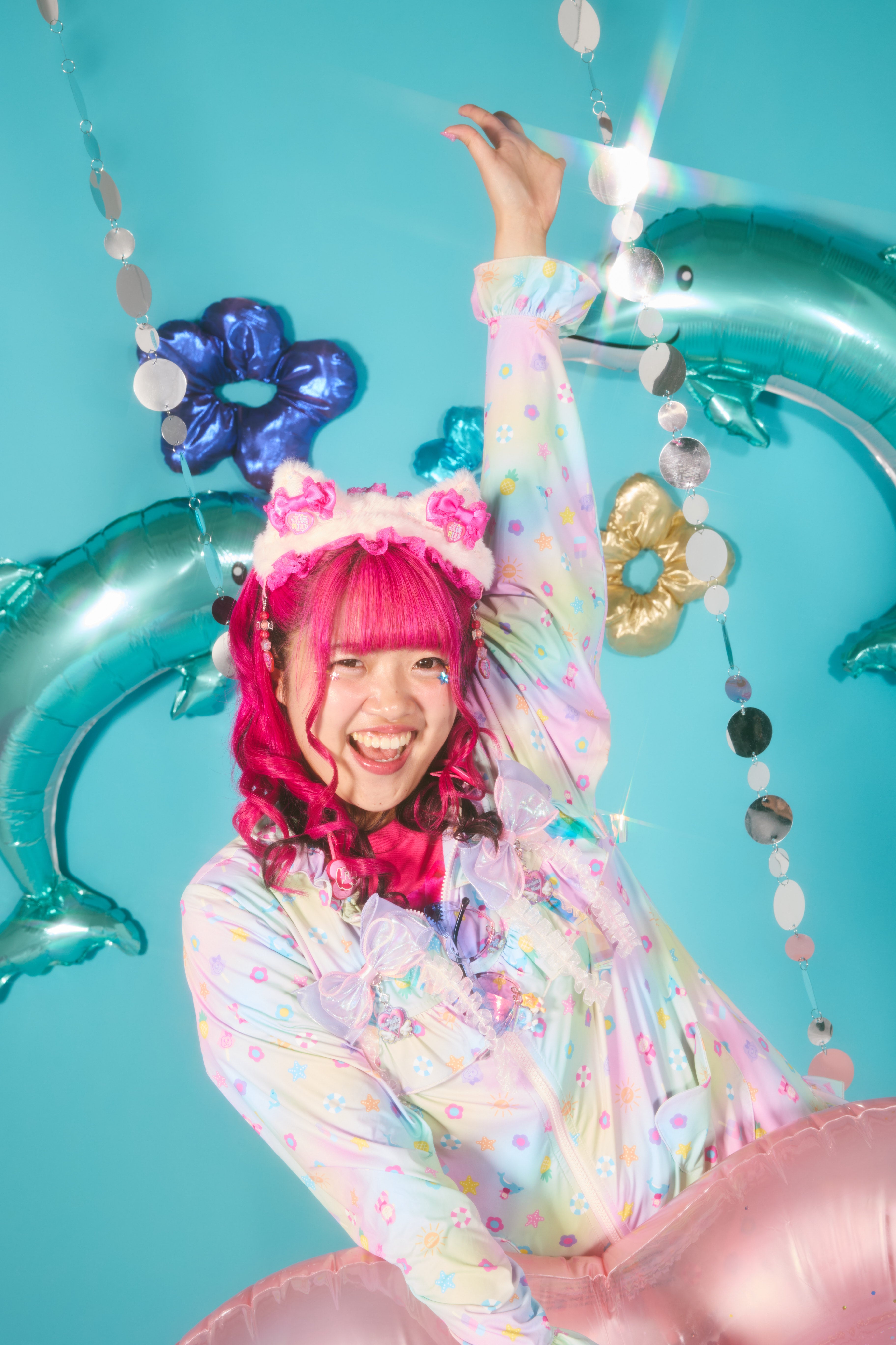 ぷらぷらデコラサングラス
